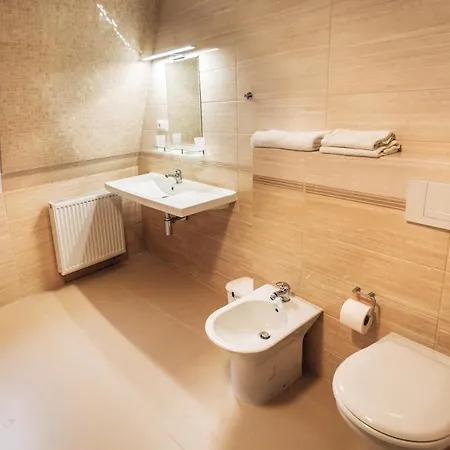 Hotel Star 4*